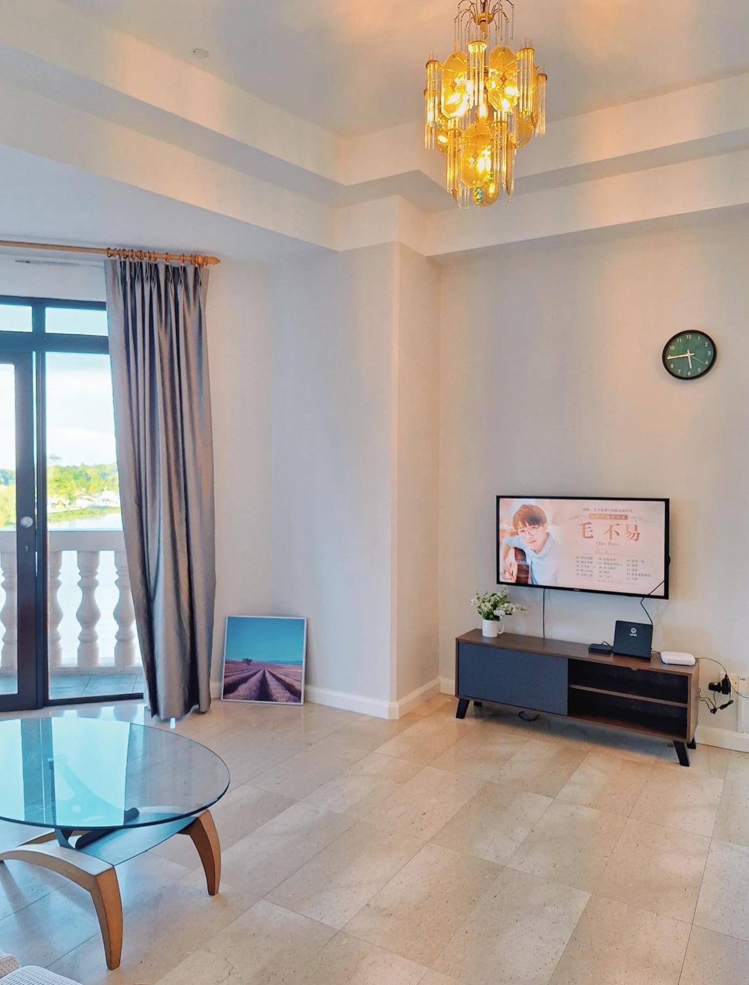 Cozzzy Hut Riverbank Suites Kuching With Spectacular River View Экстерьер фото